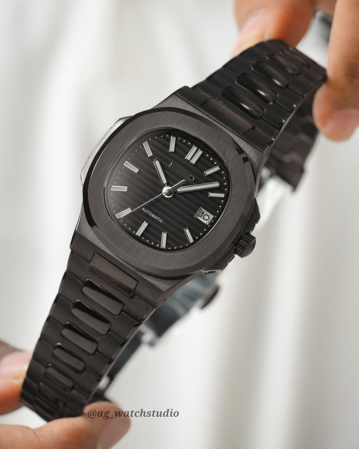 Seiko Mod Nautilus Blacked Out with NH35 Automatic Movement (Black/Black)