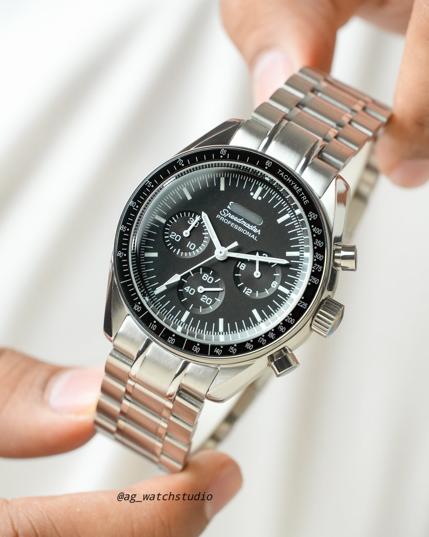 Speedmaster Seiko Mod ( VK63 Mechaquartz Chronograph Movement )